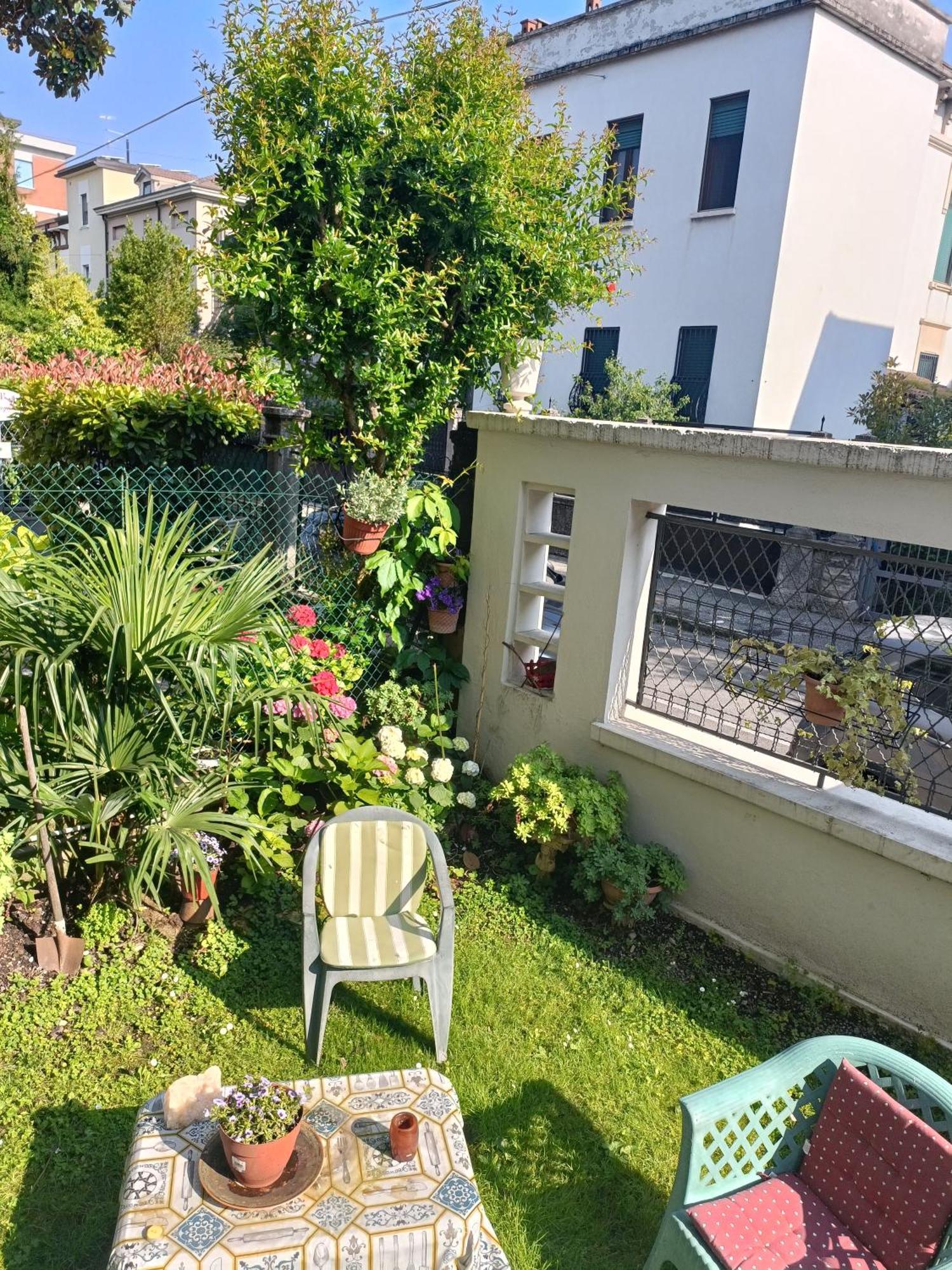 Mavipagi Apartment Verona Luaran gambar
