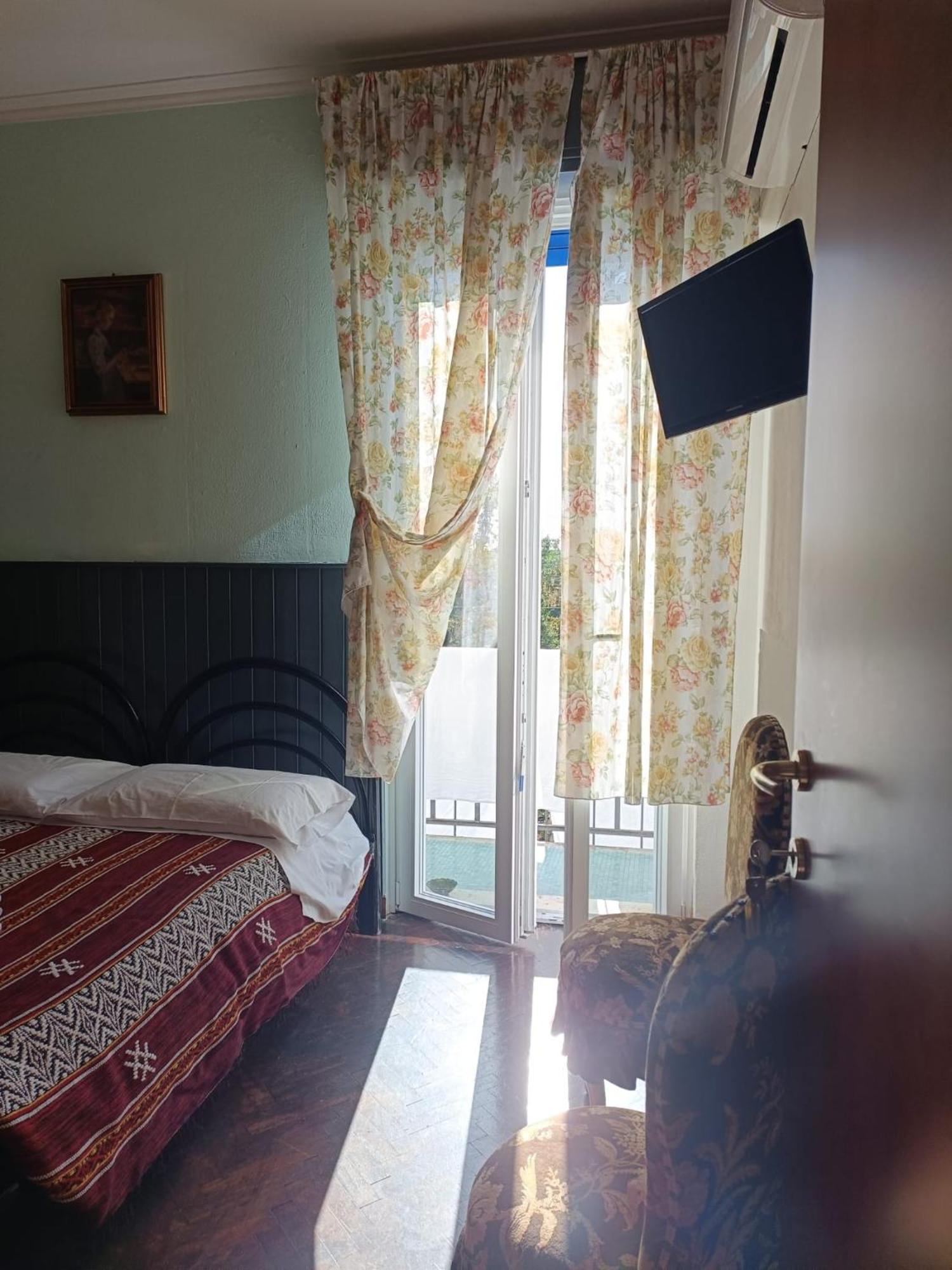 Mavipagi Apartment Verona Luaran gambar